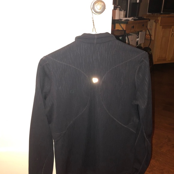 Pearl Izumi running top, long sleeve - Picture 2 of 2